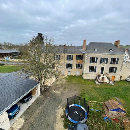 Petit Gite Avec Terrasse Thouarce Exterior photo