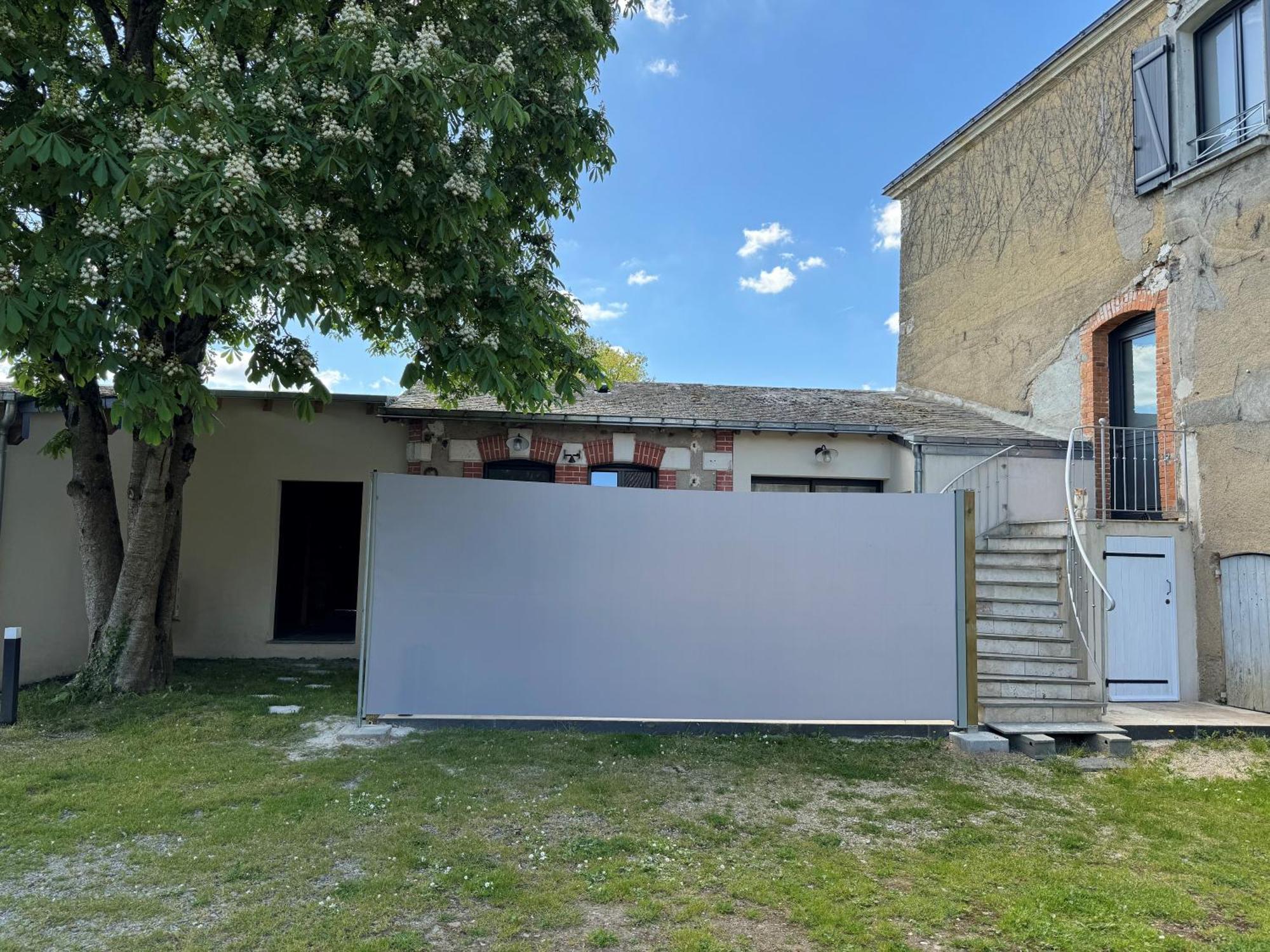 Petit Gite Avec Terrasse Thouarce Exterior photo